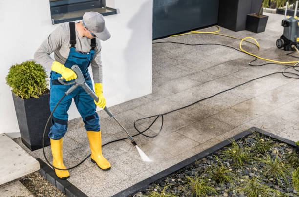 Best Garage Pressure Washing  in Cedar Crest, MA